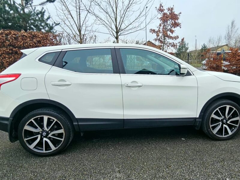 2015 Nissan Qashqai 1.5 Diesel in excellent condition