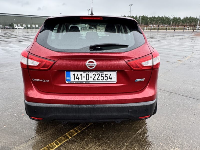 2014 Nissan Qashqai in excellent condition