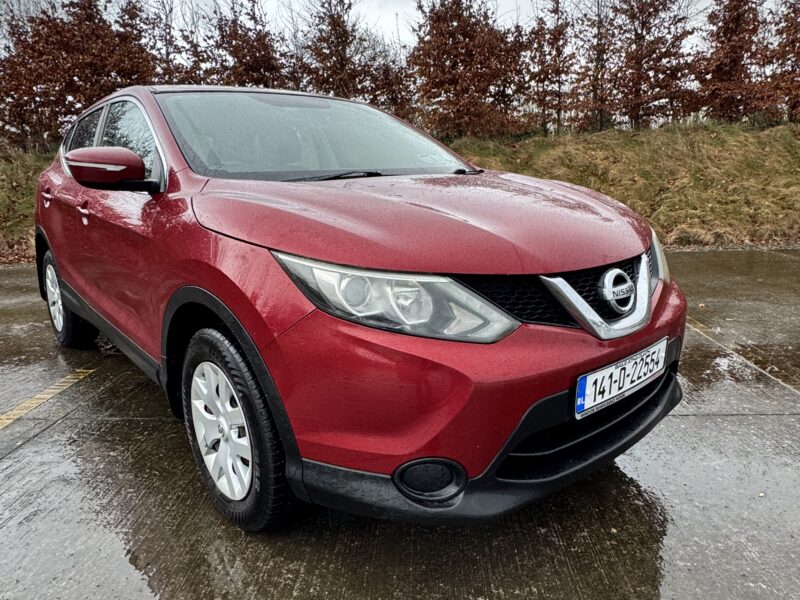 2014 Nissan Qashqai in excellent condition