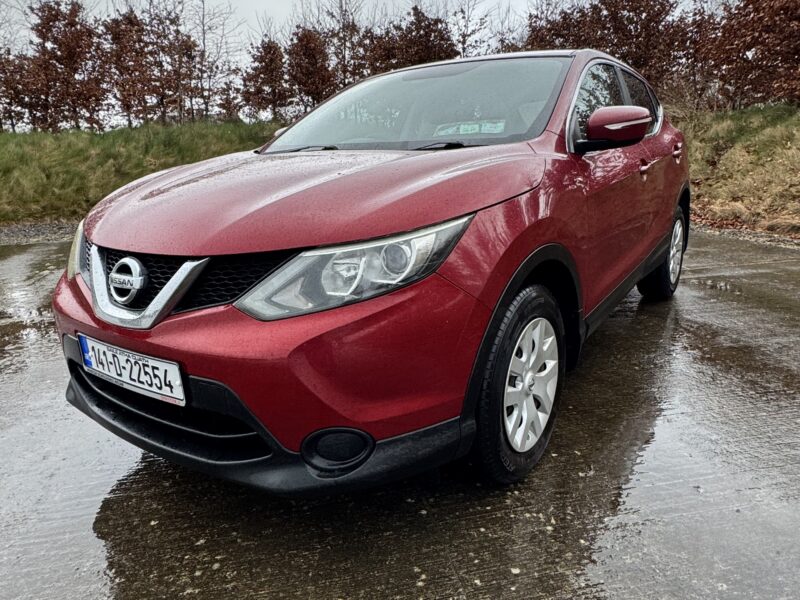 2014 Nissan Qashqai in excellent condition